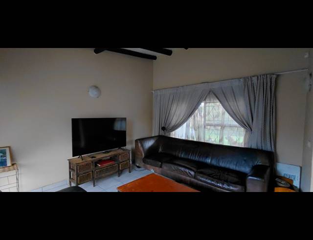 3 BEDROOM FREESTANDING TO LET IN ROODEKOP